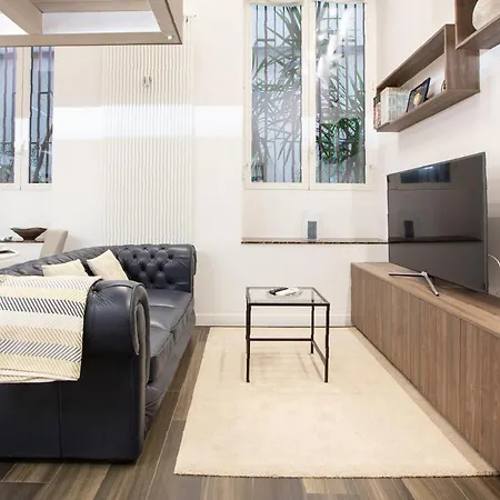 San Gregorio Luxury Master Guest Apartment Milan