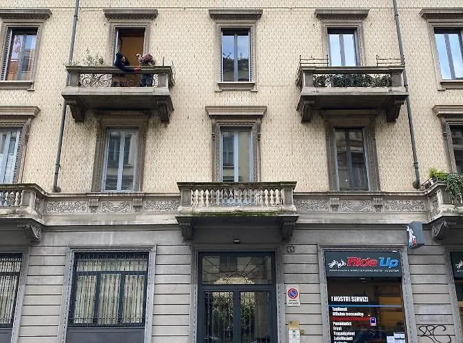 Daire San Gregorio Luxury Master Guest Milano